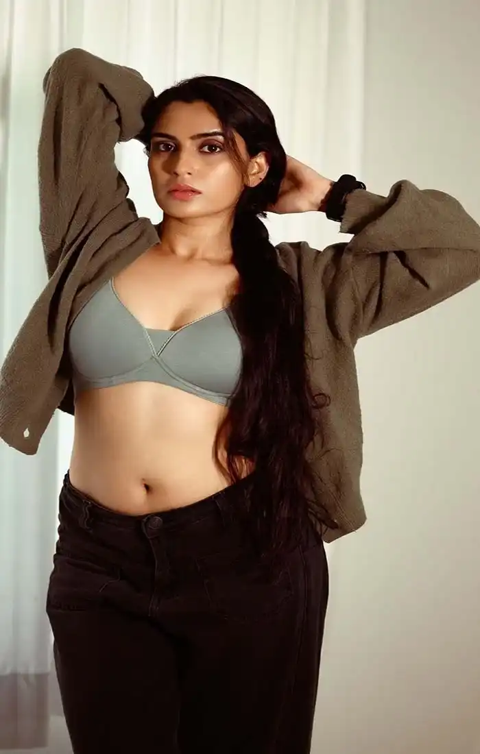 Chinki Aerocity Escorts